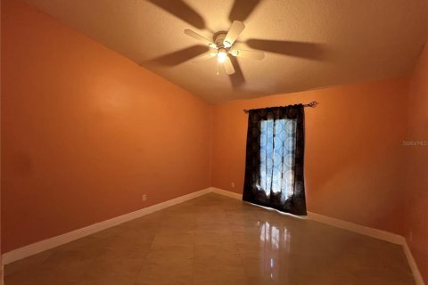 Casa en venta en Tampa, Florida, 4 dormitorios, 219.9 m2 № 1680048 - foto 16