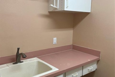 Casa en venta en Tampa, Florida, 4 dormitorios, 219.9 m2 № 1680048 - foto 27