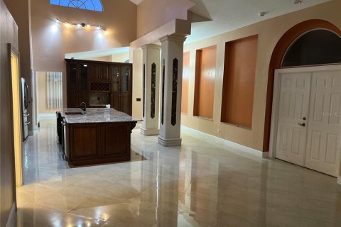 Casa en venta en Tampa, Florida, 4 dormitorios, 219.9 m2 № 1680048 - foto 9