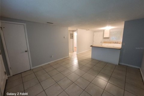 Appartement à louer à Tampa, Floride: 2 chambres, 74.32 m2 № 2416430 - photo 5