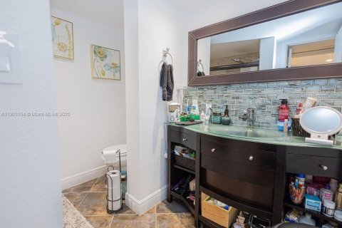 Copropriété à vendre à Pompano Beach, Floride: 1 chambre, 78.97 m2 № 1967404 - photo 27