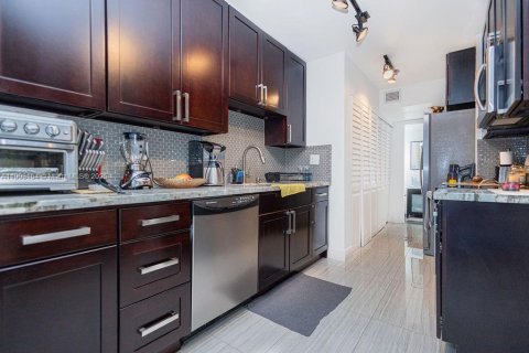 Copropriété à vendre à Pompano Beach, Floride: 1 chambre, 78.97 m2 № 1967404 - photo 16