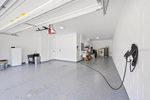 House in Orlando, Florida 5 bedrooms, 338.26 sq.m. № 2206781 - photo 29