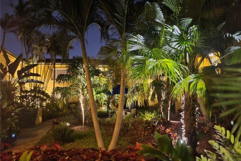 Condominio en alquiler en Fort Lauderdale, Florida, 2 dormitorios, 102.19 m2 № 2064287 - foto 8