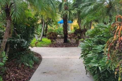 Condominio en alquiler en Fort Lauderdale, Florida, 2 dormitorios, 102.19 m2 № 2064287 - foto 13