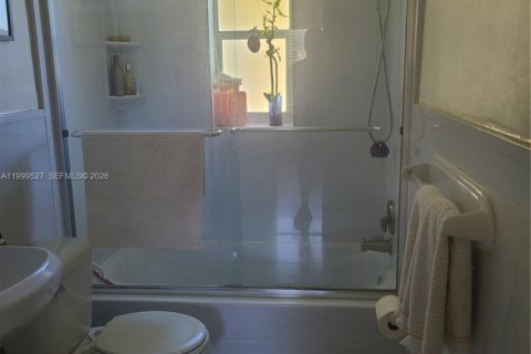 Condominio en alquiler en Fort Lauderdale, Florida, 2 dormitorios, 102.19 m2 № 2064287 - foto 9