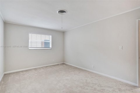 Casa en venta en Dania Beach, Florida, 3 dormitorios, 149.85 m2 № 2040254 - foto 16