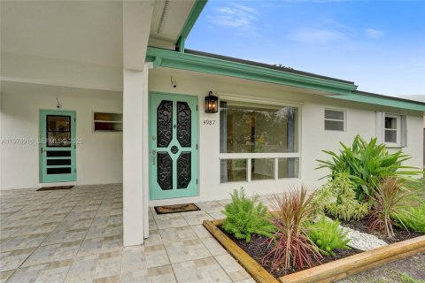 Casa en venta en Dania Beach, Florida, 3 dormitorios, 149.85 m2 № 2040254 - foto 23