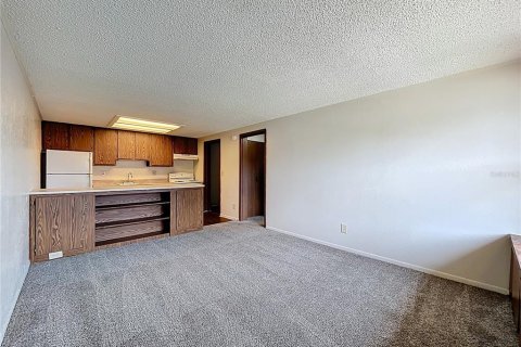 Apartment in Eustis, Florida 1 bedroom, 53.51 sq.m. № 1774637 - photo 1