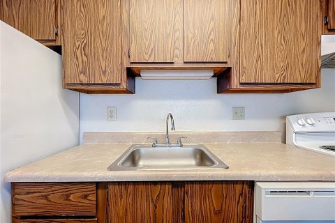 Apartment in Eustis, Florida 1 bedroom, 53.51 sq.m. № 1774637 - photo 9