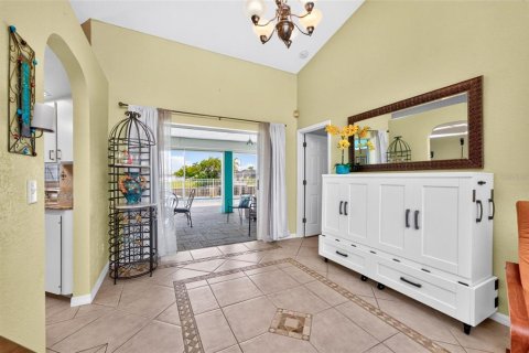 Villa ou maison à vendre à Port Charlotte, Floride: 3 chambres, 174.38 m2 № 2355174 - photo 11