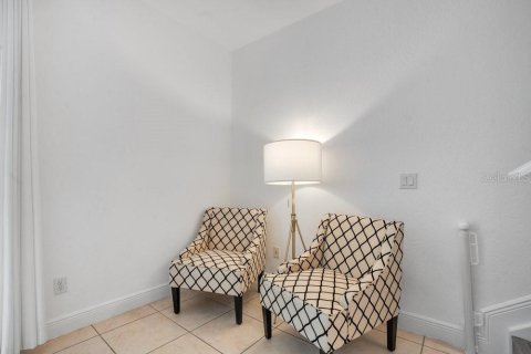 Townhouse in Orlando, Florida 2 bedrooms, 126.35 sq.m. № 1841395 - photo 5