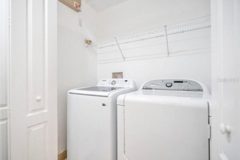 Townhouse in Orlando, Florida 2 bedrooms, 126.35 sq.m. № 1841395 - photo 17