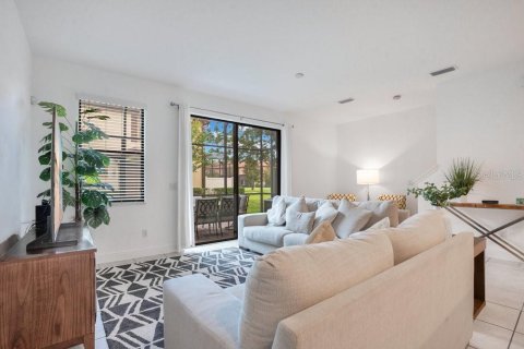 Townhouse in Orlando, Florida 2 bedrooms, 126.35 sq.m. № 1841395 - photo 10