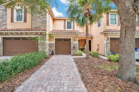 Townhouse in Orlando, Florida 2 bedrooms, 126.35 sq.m. № 1841395 - photo 1
