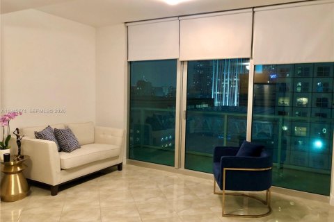 Condo in Miami, Florida, 1 bedroom  № 2152878 - photo 15