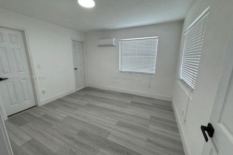 Купить виллу или дом в Майами, Флорида 3 спальни, 167.04м2, № 2049662 - фото 18