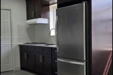 Купить виллу или дом в Майами, Флорида 3 спальни, 167.04м2, № 2049662 - фото 8