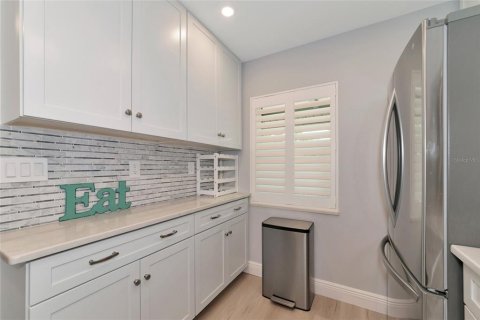 Condo in Venice, Florida, 2 bedrooms  № 1069589 - photo 22