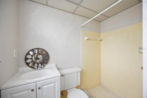 Condo in Bradenton, Florida, 2 bedrooms  № 1902670 - photo 24