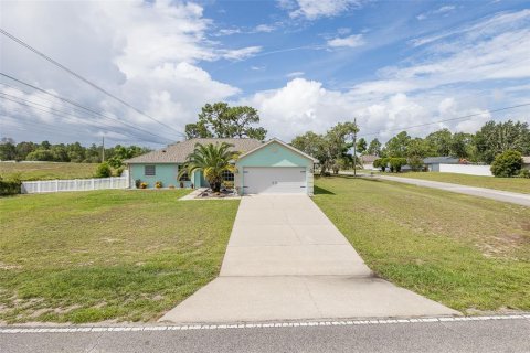 House in Spring Hill, Florida 3 bedrooms, 172.61 sq.m. № 1834749 - photo 8