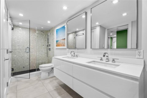 Купить кондоминиум в Майами-Бич, Флорида 2 спальни, 161м2, № 1966722 - фото 19