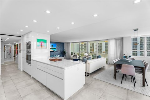 Купить кондоминиум в Майами-Бич, Флорида 2 спальни, 161м2, № 1966722 - фото 8