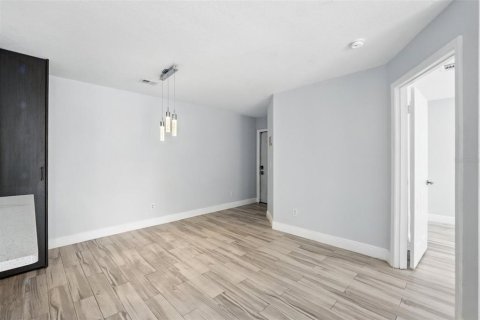 Copropriété à louer à Orlando, Floride: 3 chambres, 110.83 m2 № 2407109 - photo 7