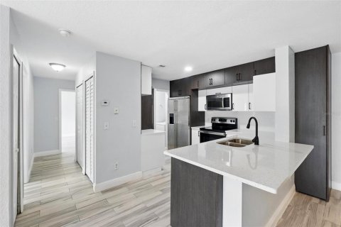 Copropriété à louer à Orlando, Floride: 3 chambres, 110.83 m2 № 2407109 - photo 13
