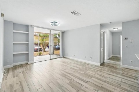 Copropriété à louer à Orlando, Floride: 3 chambres, 110.83 m2 № 2407109 - photo 8