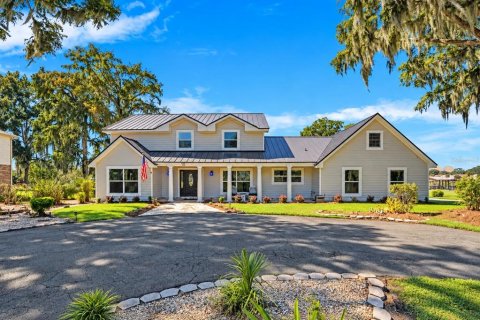 Villa ou maison à Leesburg, Floride 4 chambres, 255.67 m2 № 2418347