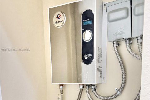 Adosado en alquiler en Homestead, Florida, 2 dormitorios, 113.71 m2 № 1946630 - foto 28