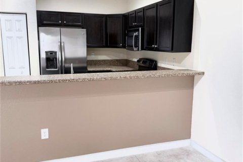 Adosado en alquiler en Homestead, Florida, 2 dormitorios, 113.71 m2 № 1946630 - foto 12