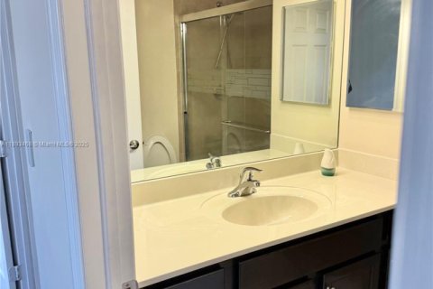 Adosado en alquiler en Homestead, Florida, 2 dormitorios, 113.71 m2 № 1946630 - foto 23