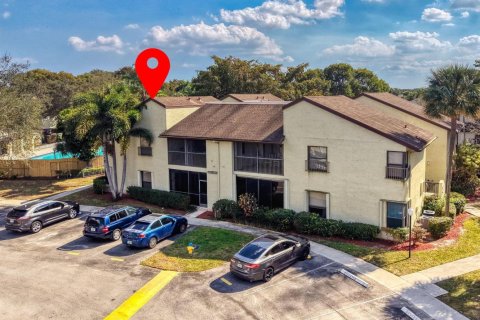 Condo in Coconut Creek, Florida, 2 bedrooms  № 2249604