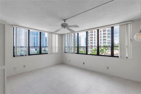 Condominio en venta en Sarasota, Florida, 2 dormitorios, 142.51 m2 № 2232549 - foto 27