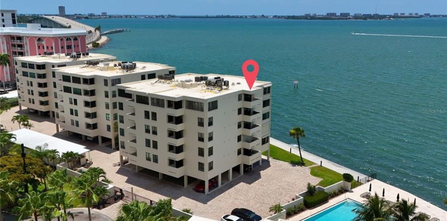 Condominio en Sarasota, Florida, 2 dormitorios  № 2232549