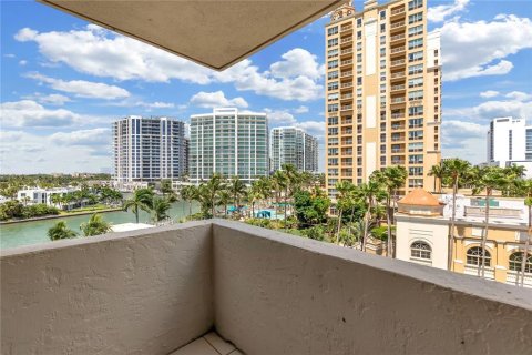 Condominio en venta en Sarasota, Florida, 2 dormitorios, 142.51 m2 № 2232549 - foto 24