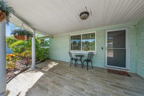 House in Holiday, Florida 2 bedrooms, 102.94 sq.m. № 2226047 - photo 19