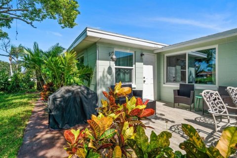 House in Holiday, Florida 2 bedrooms, 102.94 sq.m. № 2226047 - photo 20