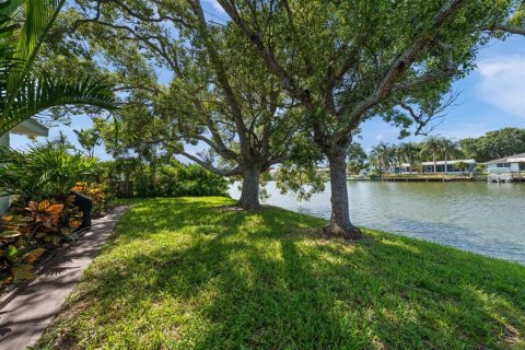 House in Holiday, Florida 2 bedrooms, 102.94 sq.m. № 2226047 - photo 4