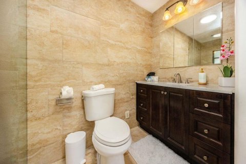 Casa en venta en West Palm Beach, Florida, 4 dormitorios, 281.03 m2 № 2374807 - foto 25