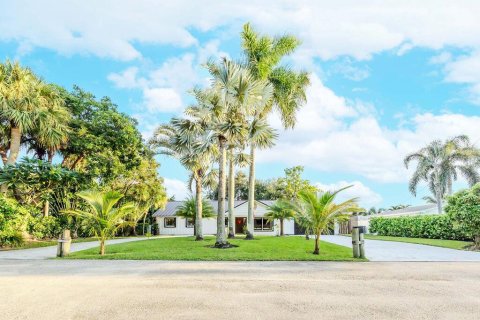 Casa en West Palm Beach, Florida 4 dormitorios, 281.03 m2 № 2374807