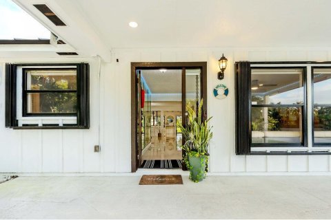 Casa en venta en West Palm Beach, Florida, 4 dormitorios, 281.03 m2 № 2374807 - foto 8