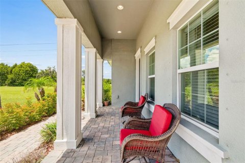 House in Fish Hawk, Florida 5 bedrooms, 435.53 sq.m. № 2287523 - photo 5