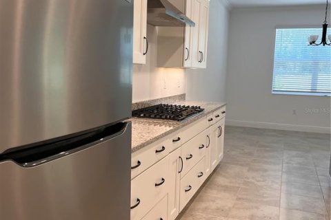 Villa ou maison à louer à Ocala, Floride: 2 chambres, 204.57 m2 № 1657090 - photo 17