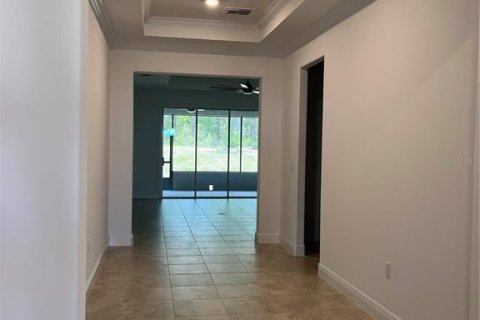 Villa ou maison à louer à Ocala, Floride: 2 chambres, 204.57 m2 № 1657090 - photo 3