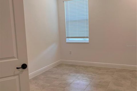 Villa ou maison à louer à Ocala, Floride: 2 chambres, 204.57 m2 № 1657090 - photo 8