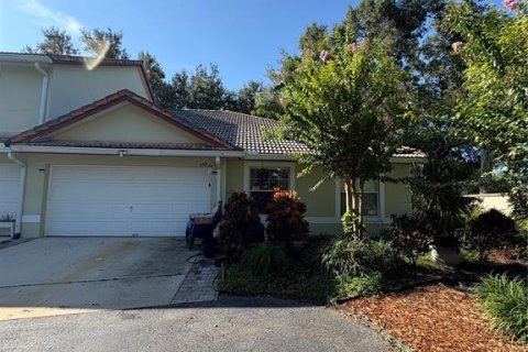 Townhouse in Apopka, Florida 3 bedrooms, 137.59 sq.m. № 1879249 - photo 2