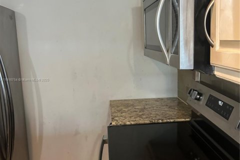 Copropriété à louer à Coral Springs, Floride: 2 chambres, 76.64 m2 № 1972776 - photo 9